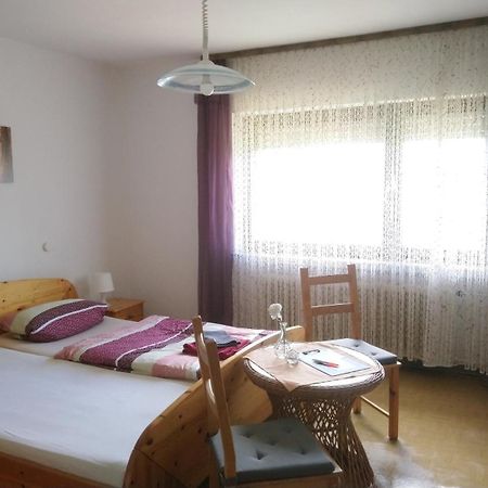 Gaestehaus Burgwald-Trekking Mittelsimtshausen Chambre photo