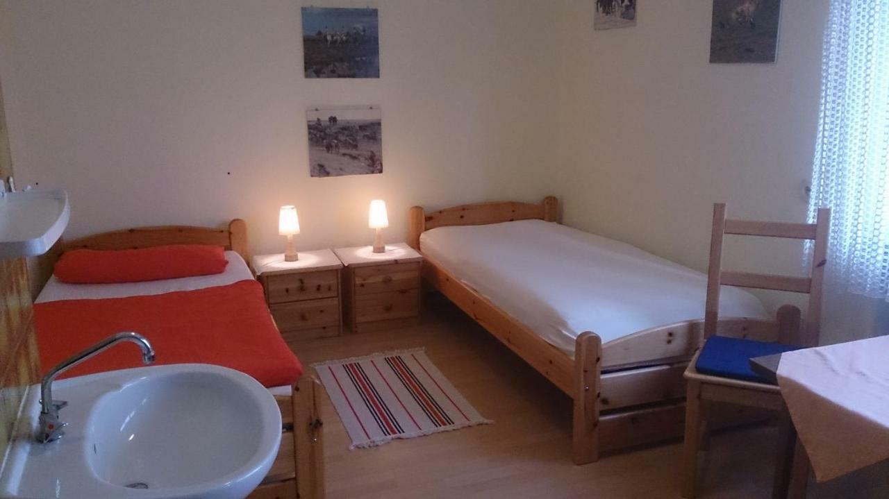 Gaestehaus Burgwald-Trekking Mittelsimtshausen Extérieur photo