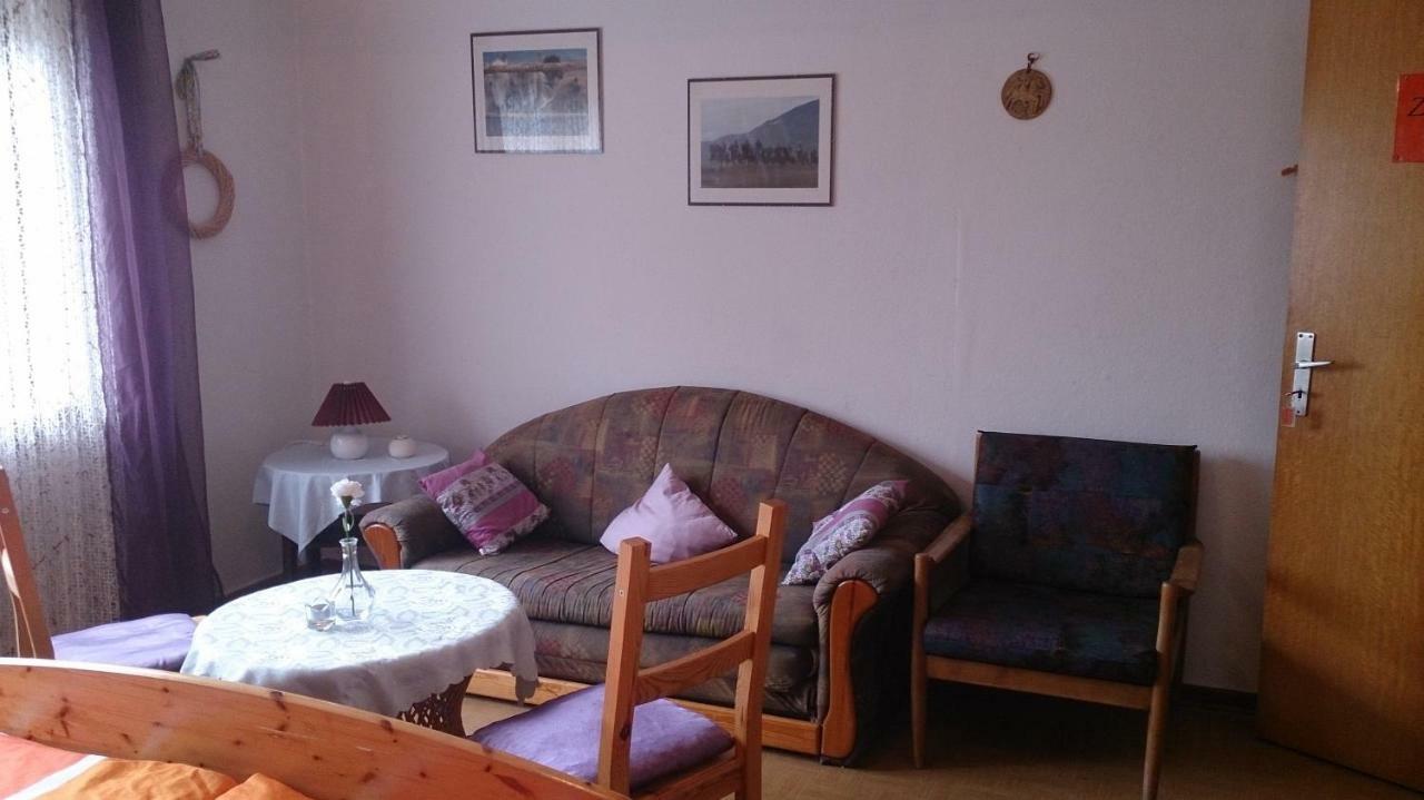 Gaestehaus Burgwald-Trekking Mittelsimtshausen Extérieur photo