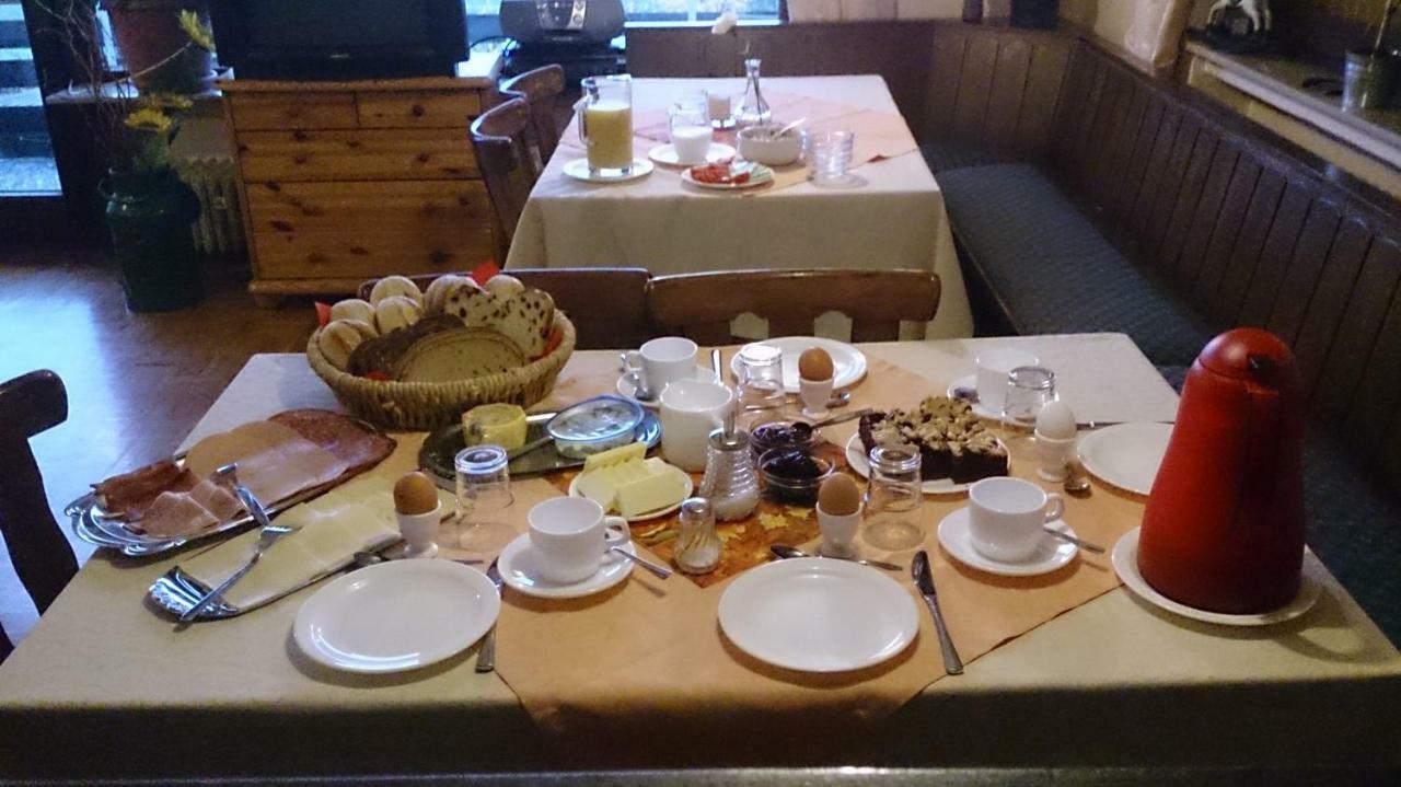 Gaestehaus Burgwald-Trekking Mittelsimtshausen Extérieur photo
