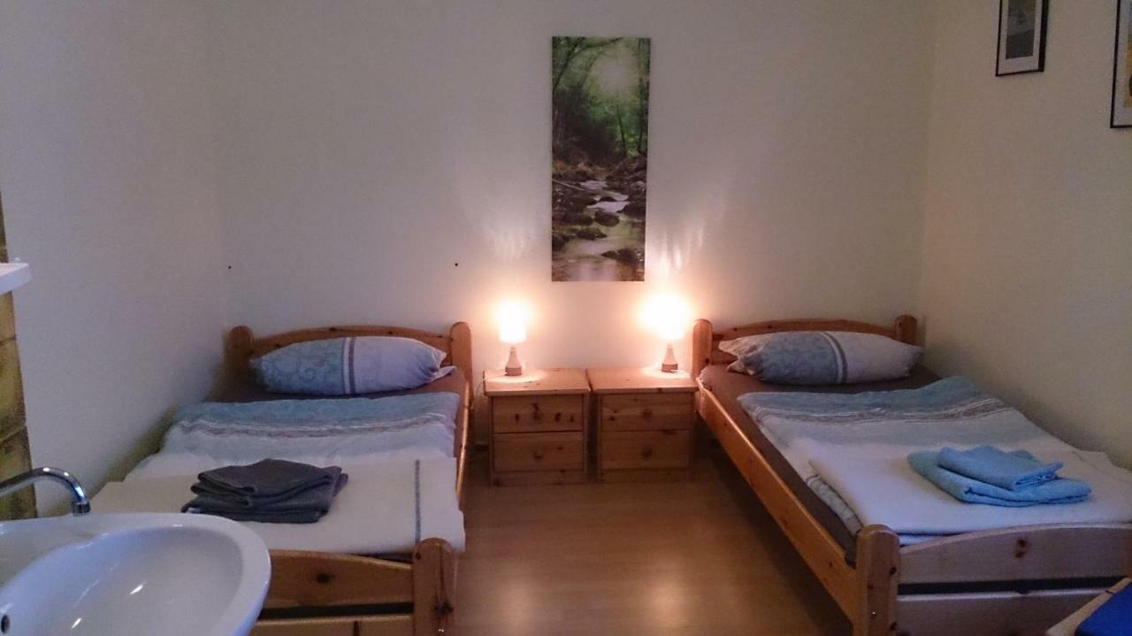Gaestehaus Burgwald-Trekking Mittelsimtshausen Extérieur photo
